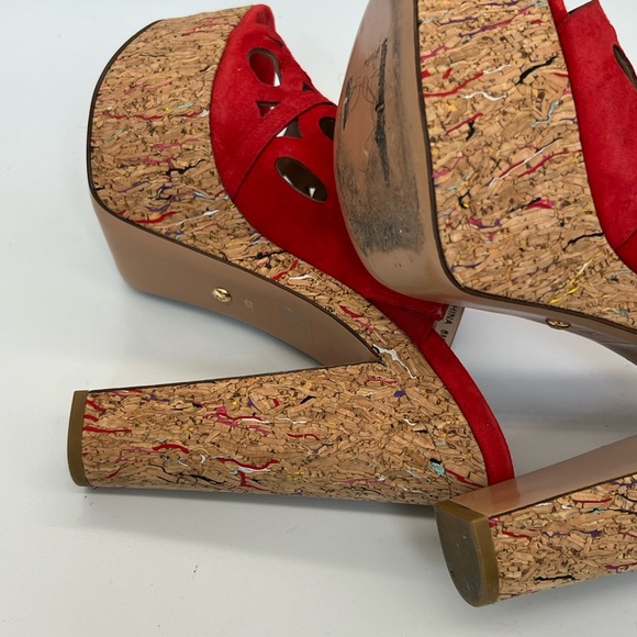 Pelle Moda Red Suede Platform Mule with Cutout Upper - Picture 7 of 8